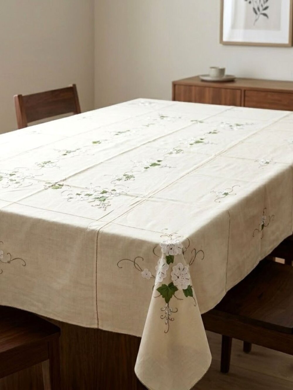 Vintage Hand Crafted Applique Embroidered Tablecloth Floral Beige Napkins 67x104